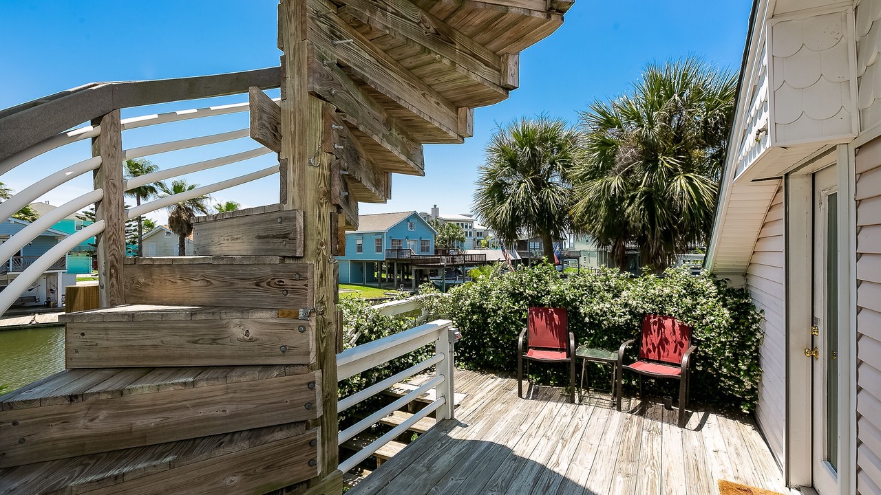 Photo of Patio Balcony in Jamaica Beach