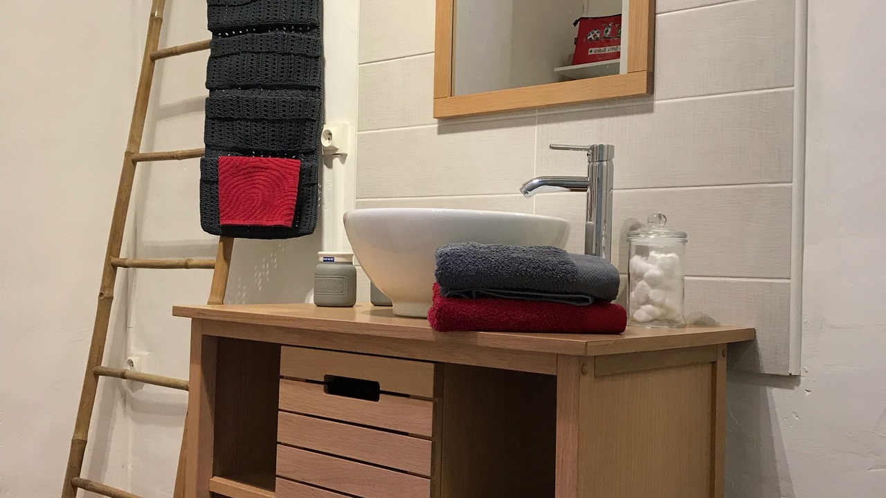 Photo of Bathroom in Azay-le-Rideau