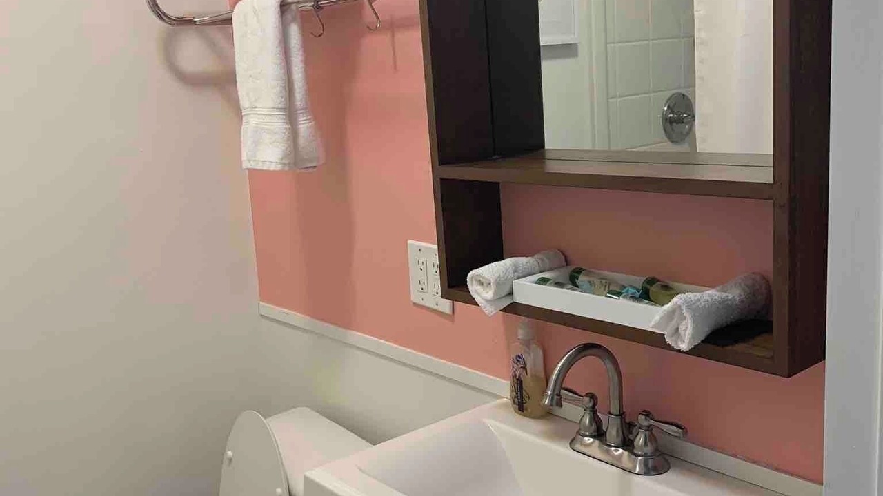 Photo of Bathroom in Central Arlington