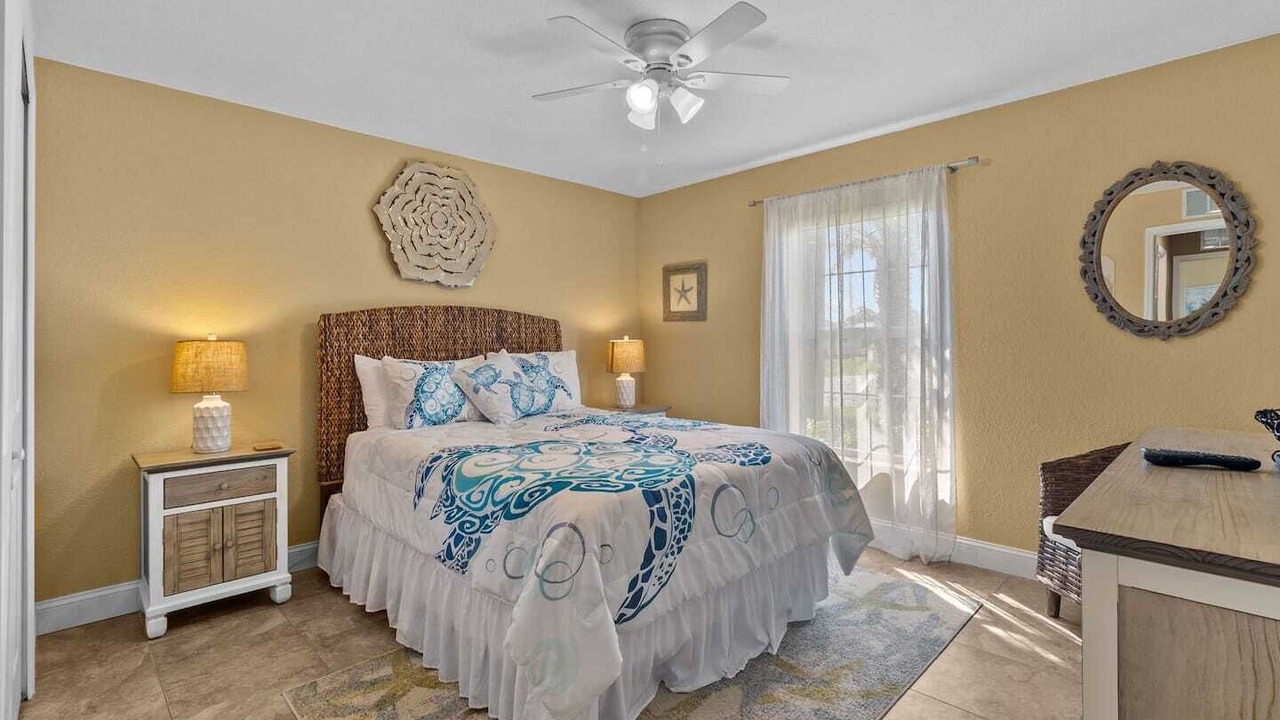 Photo of Bedroom in Englewood East