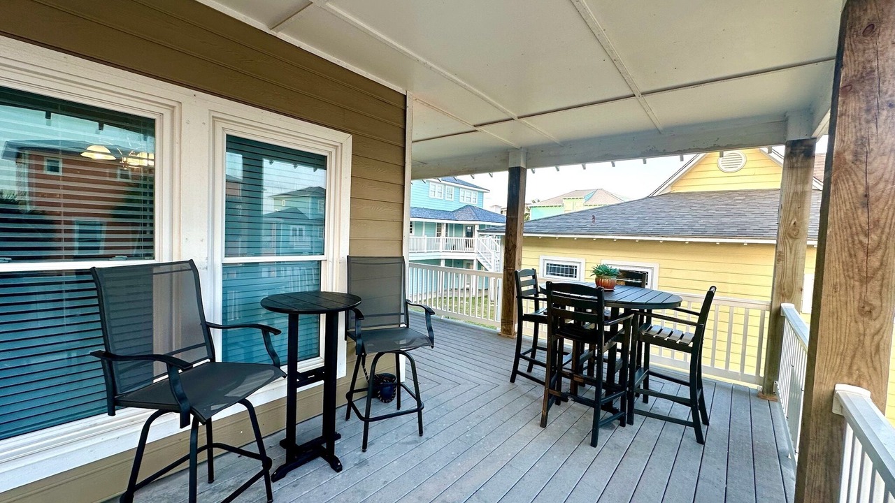 Photo of Patio Balcony in Sand Point