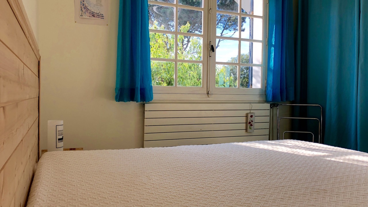 Photo of Bedroom in Le Pouliguen