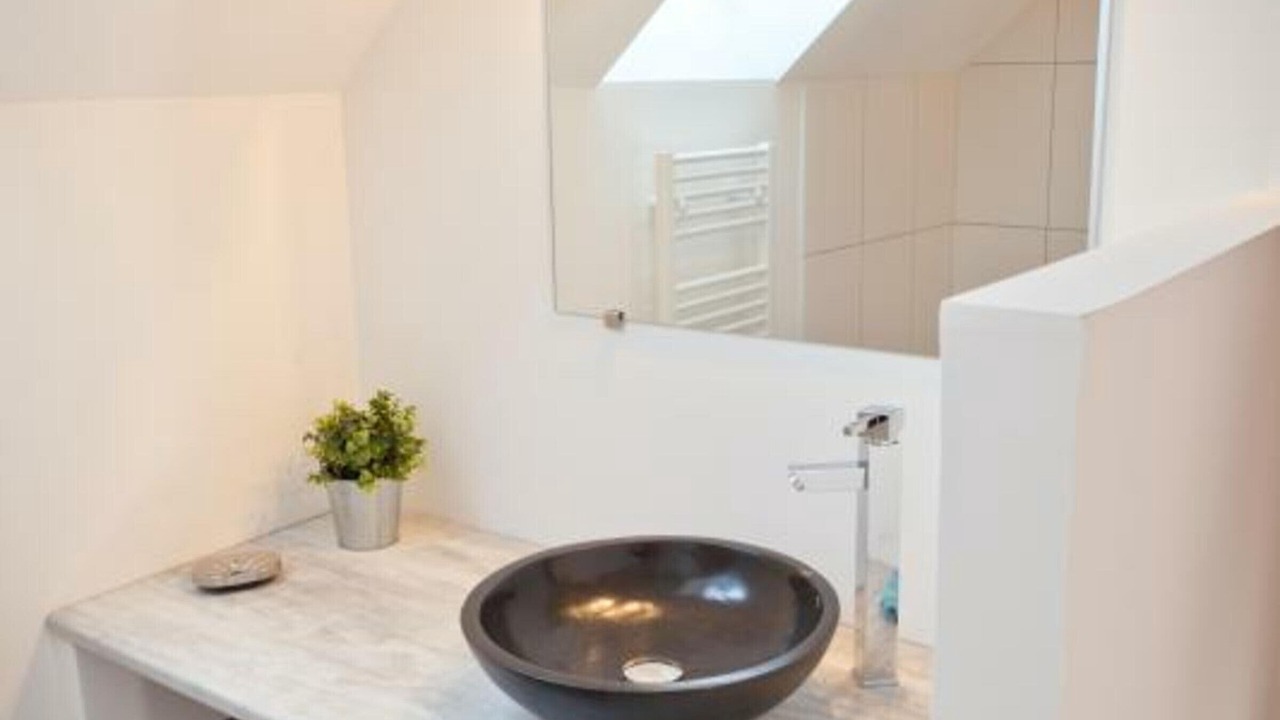 Photo of Bathroom in Le Cercueil
