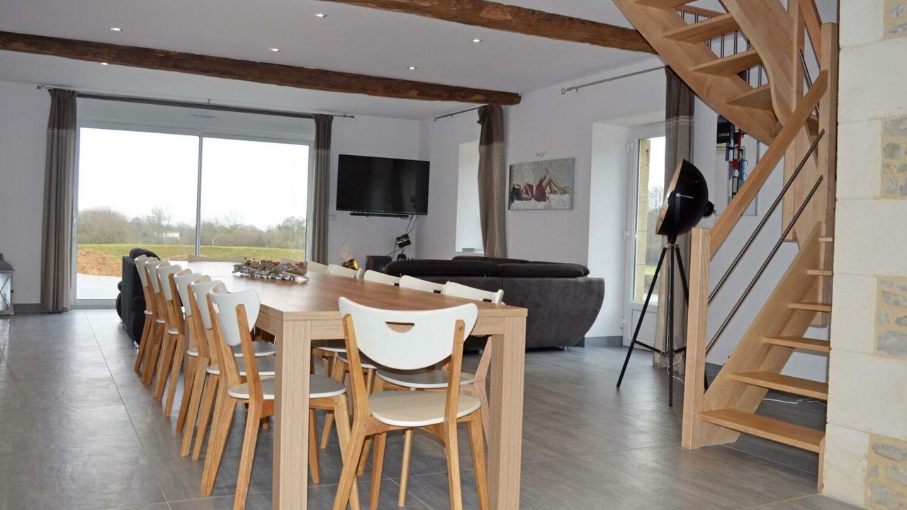 Photo of Others in Le Cercueil