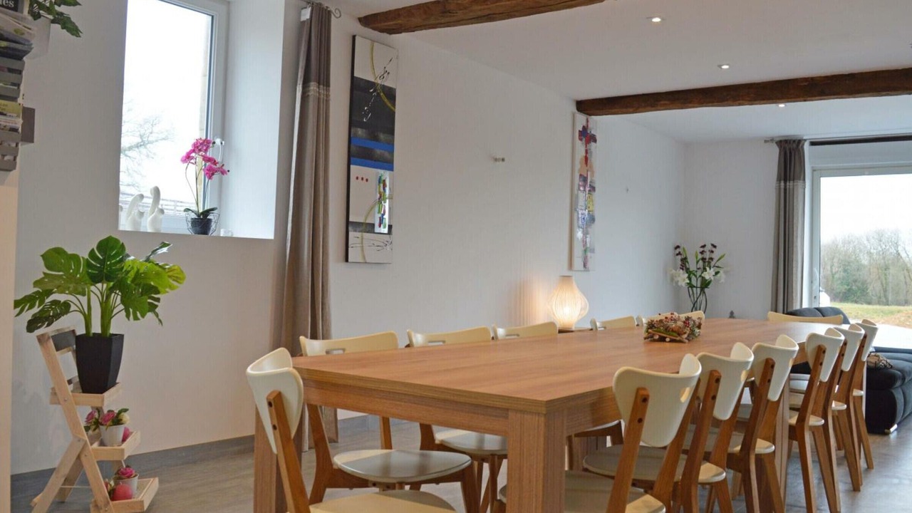 Photo of Others in Le Cercueil