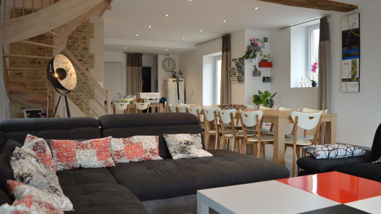 Photo of Others in Le Cercueil