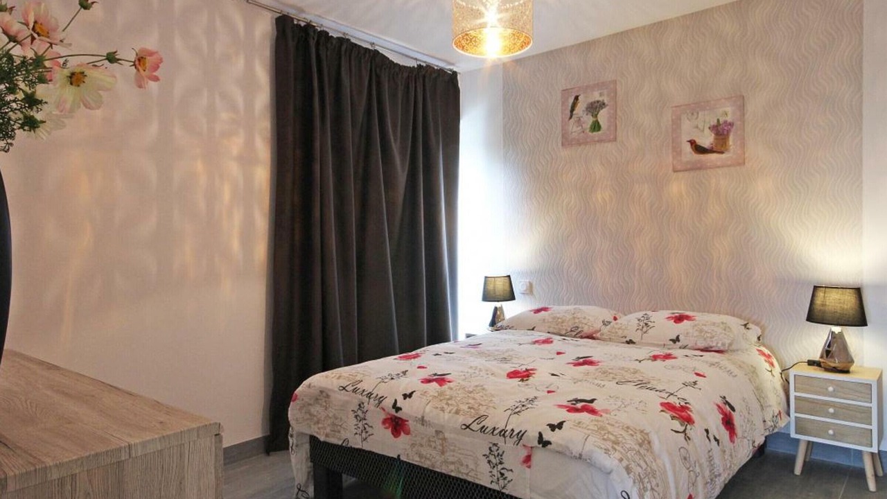 Photo of Bedroom in Le Cercueil