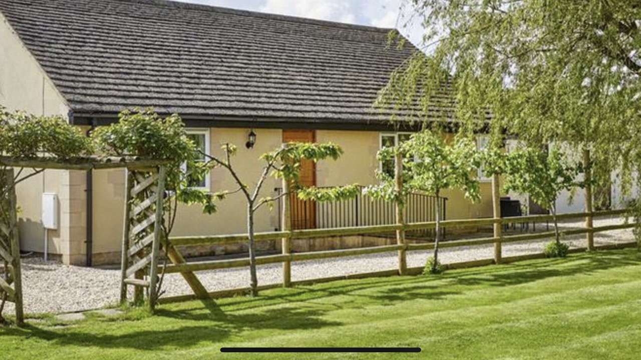 Photo of Outdoor in Witney