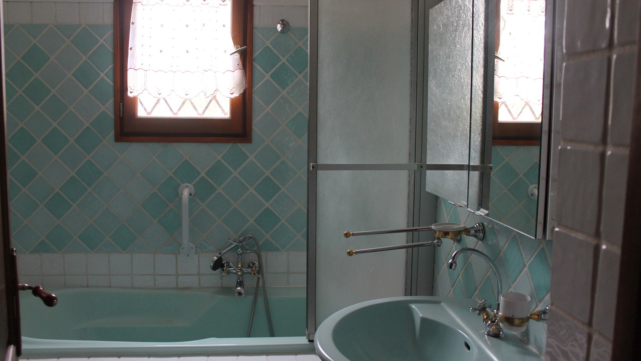 Photo of Bathroom in Ascros