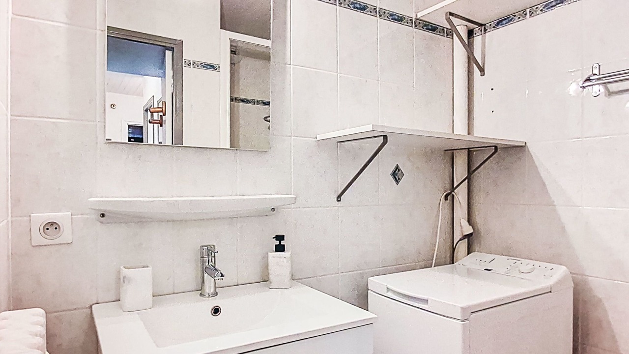 Photo of Bedroom in Les Almes
