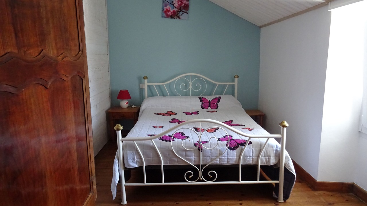 Photo of Bedroom in Le Chateau-d'Oleron