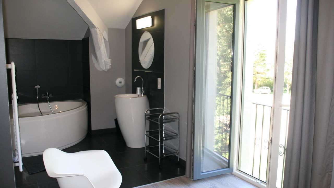 Photo of Bathroom in Cahuzac