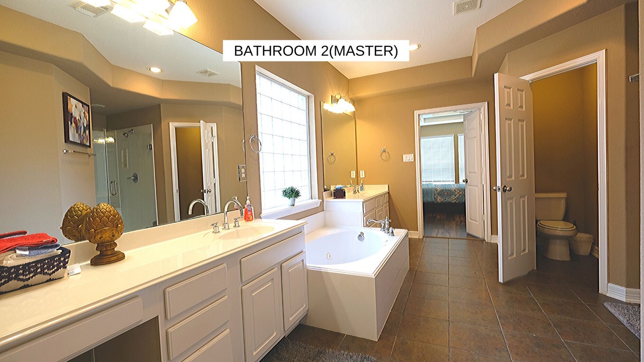 Photo of Bathroom in Clodine