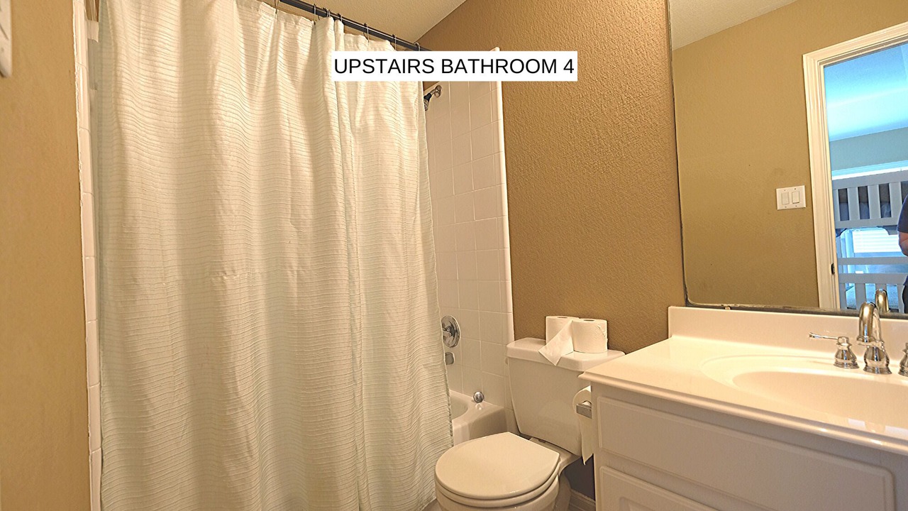 Photo of Bathroom in Clodine
