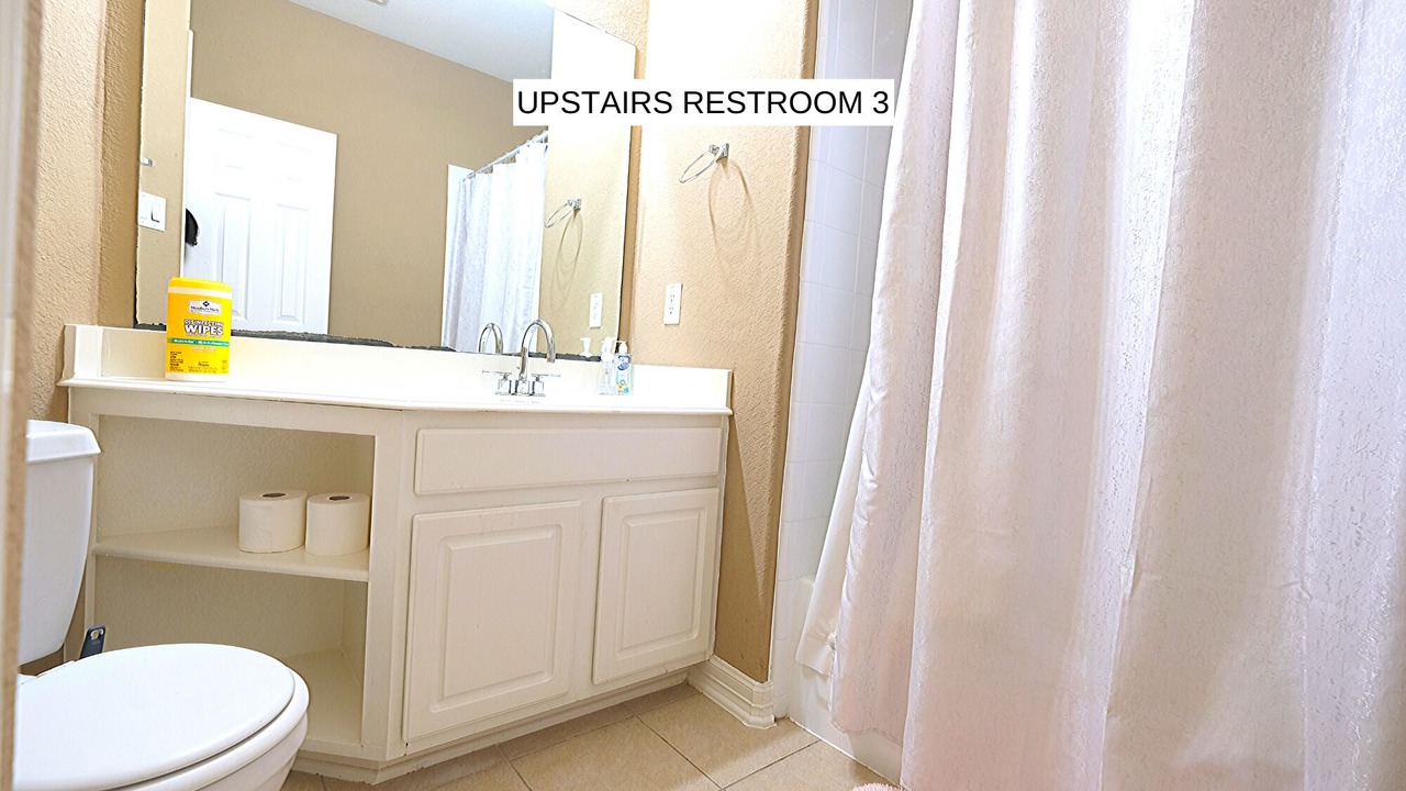 Photo of Bathroom in Clodine