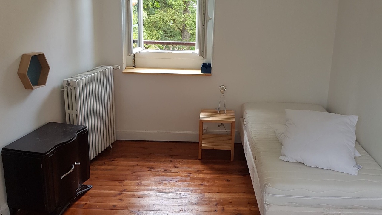 Photo of Bedroom in Bagneres-de-Bigorre