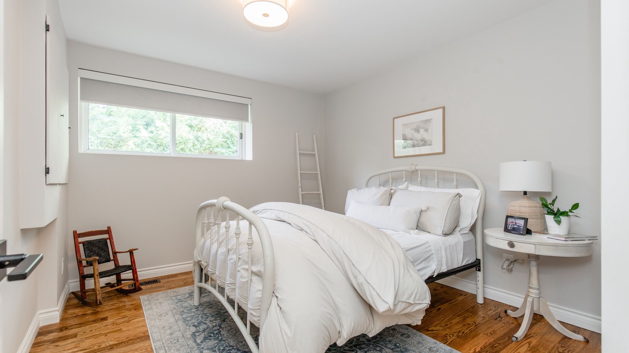 Photo of Bedroom in Oro-Medonte
