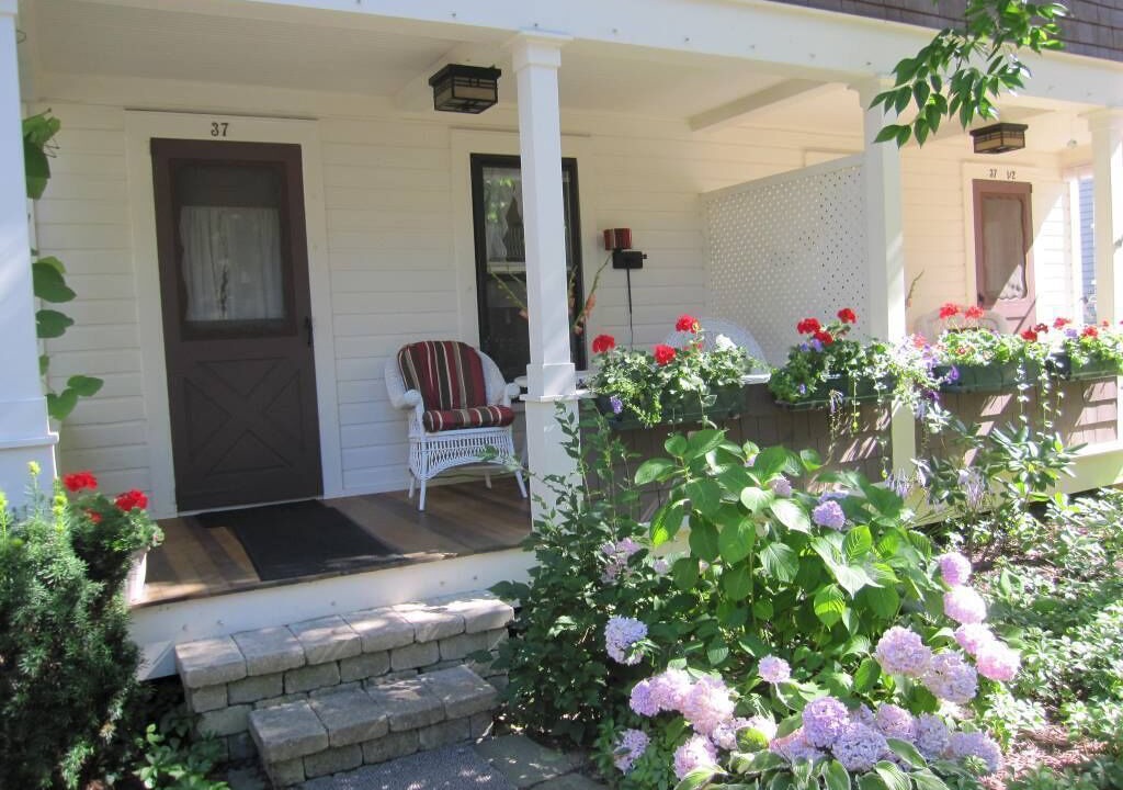 Photo of Patio Balcony in Chautauqua