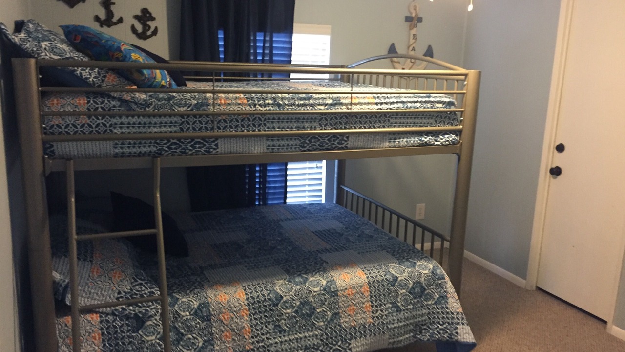 Photo of Bedroom in Twin Lakes