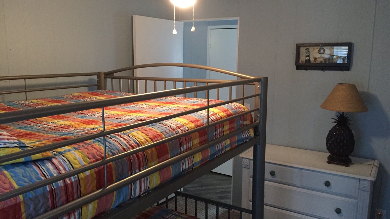 Photo of Bedroom in Twin Lakes