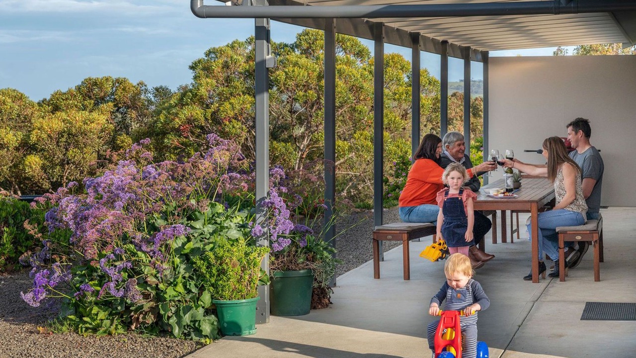 Photo of Outdoor in Emu Bay