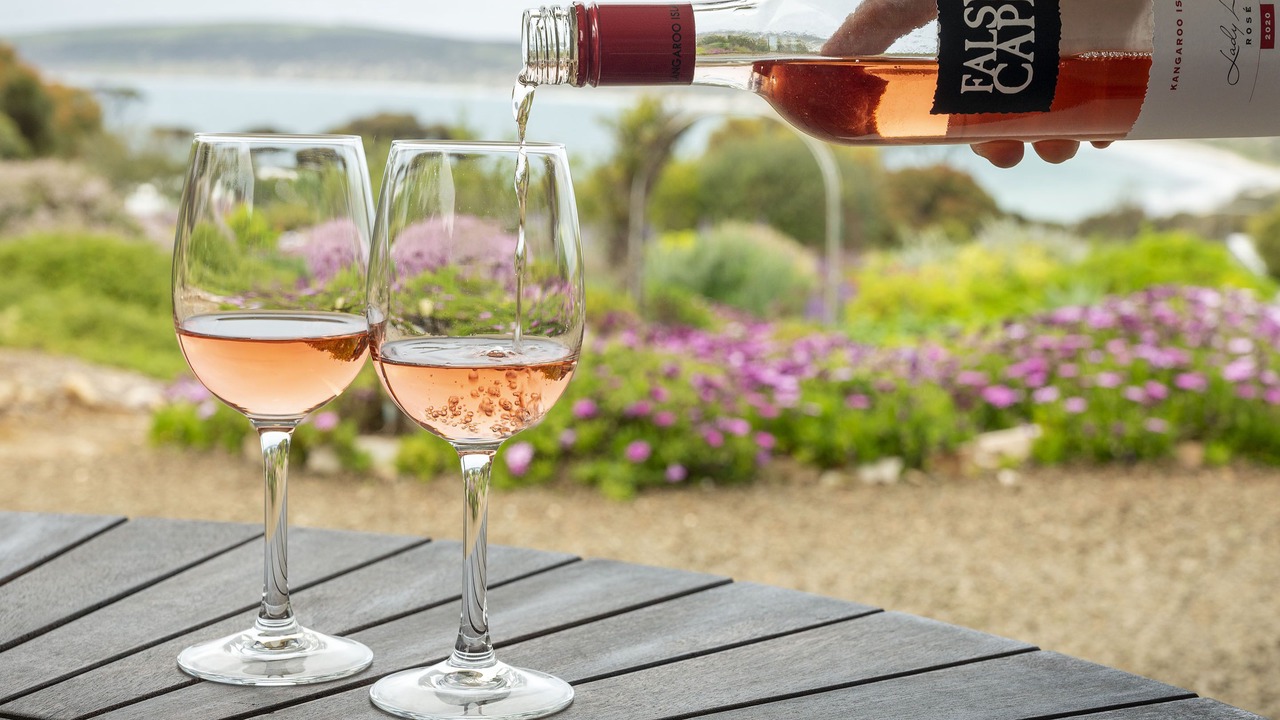 Photo of Outdoor in Emu Bay