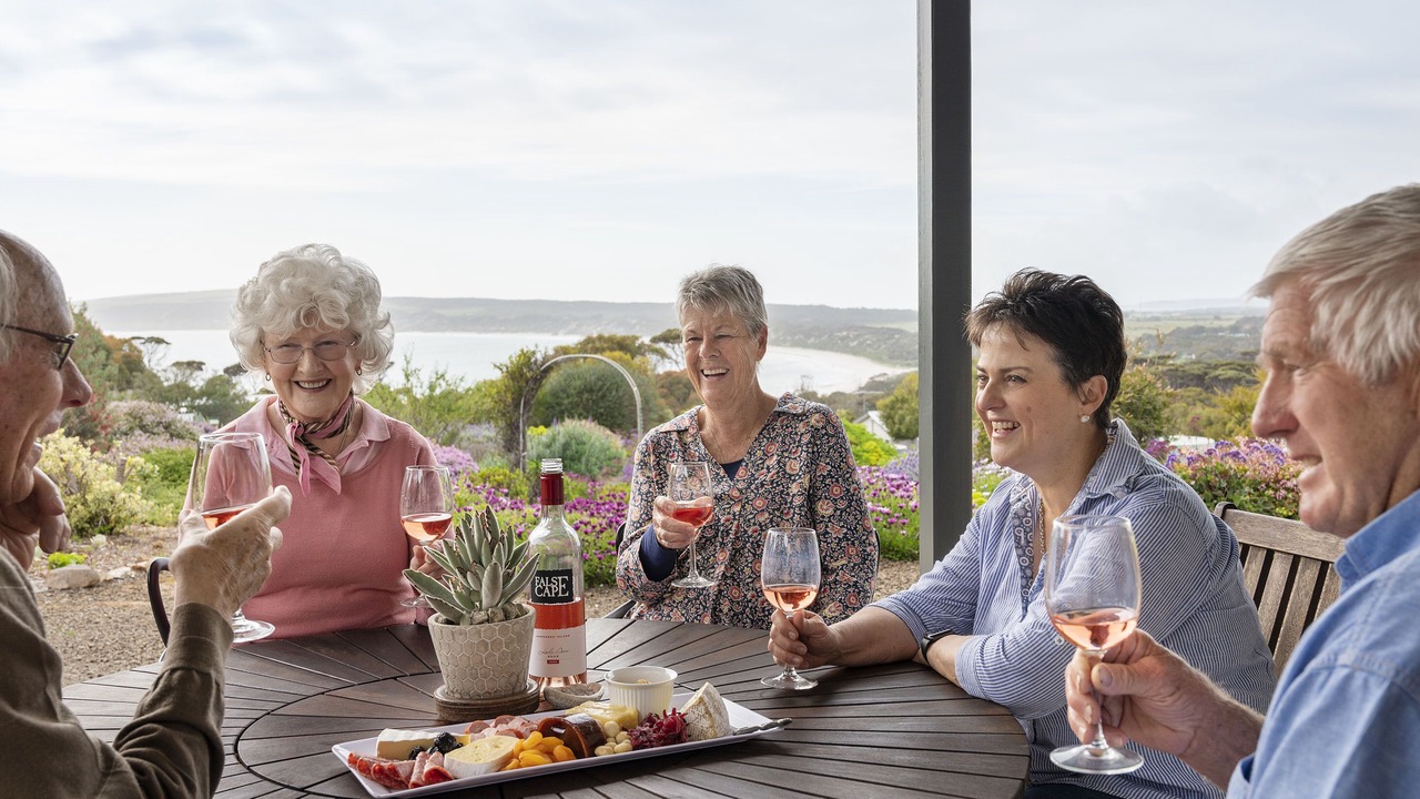 Photo of Outdoor in Emu Bay