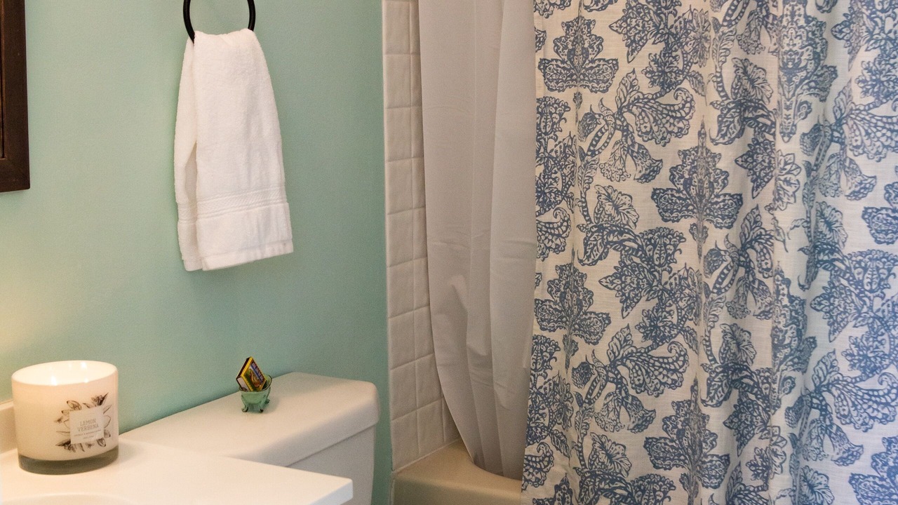 Photo of Bathroom in Alpine