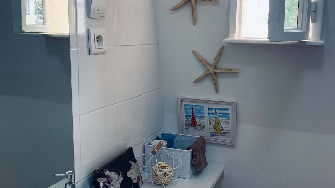 Photo of Bathroom in Trouville-sur-Mer