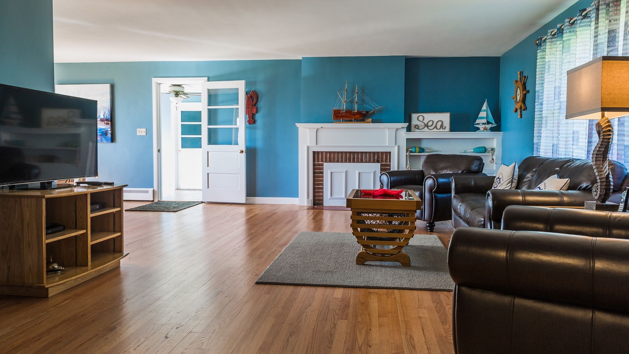 Photo of Livingroom in Glen Cove