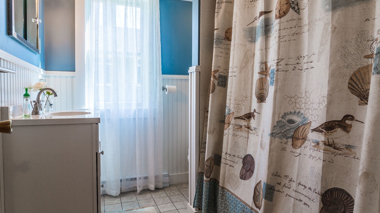 Photo of Bathroom in Glen Cove