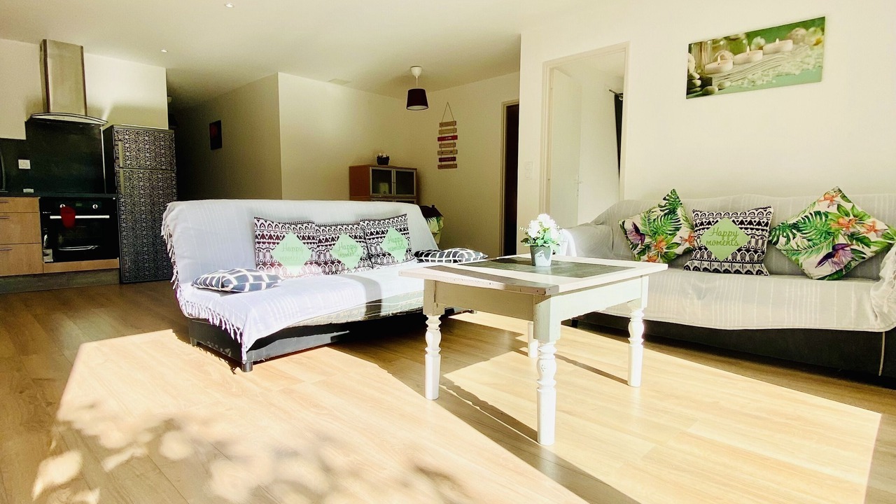 Photo of Livingroom in Saint-Martin-d'Ardeche
