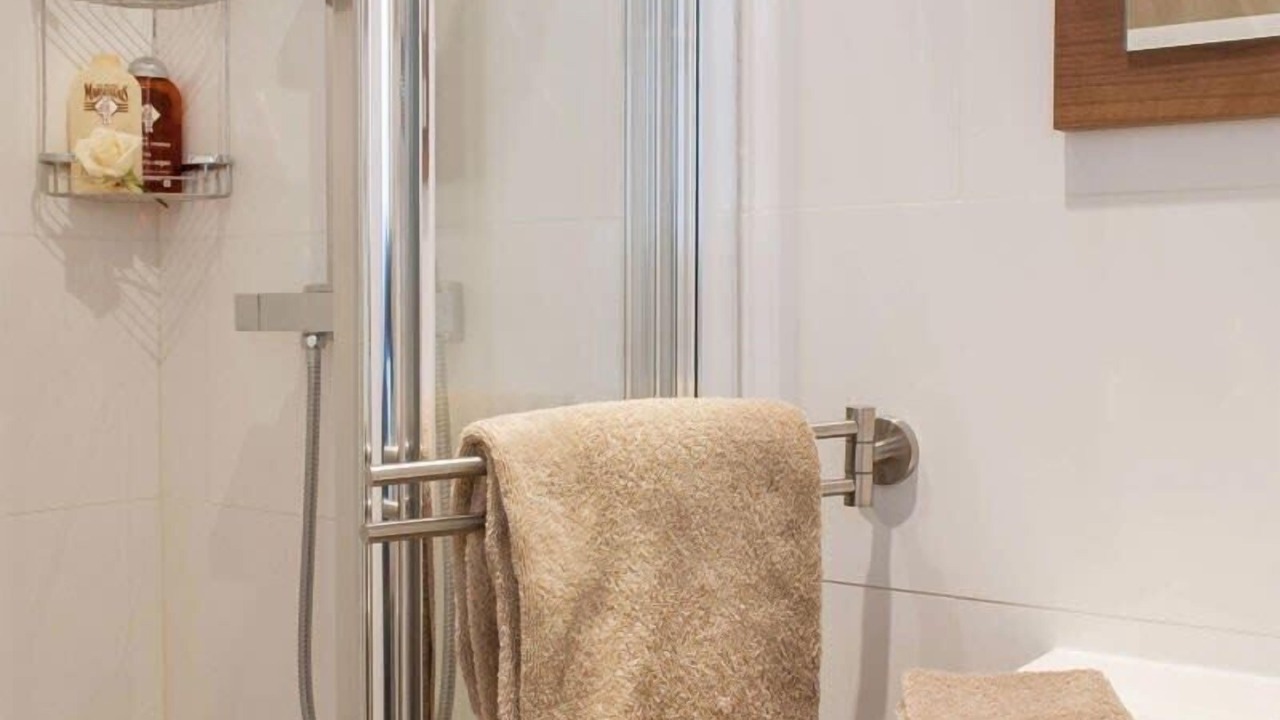 Photo of Bathroom in Les Iles