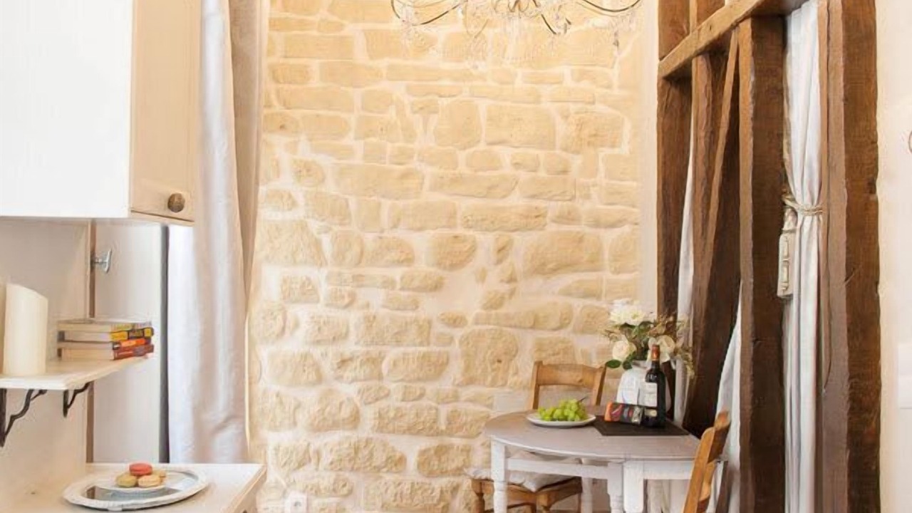 Photo of Others in Les Iles