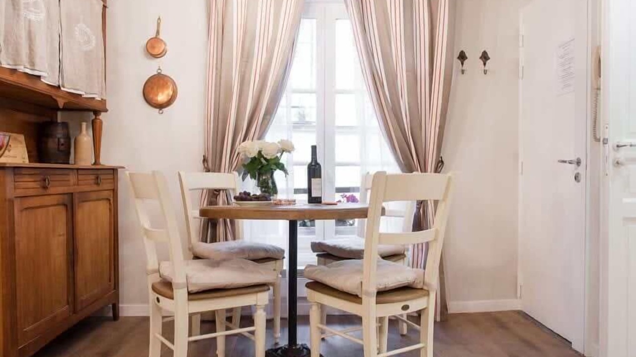 Photo of Others in Saint-Merri