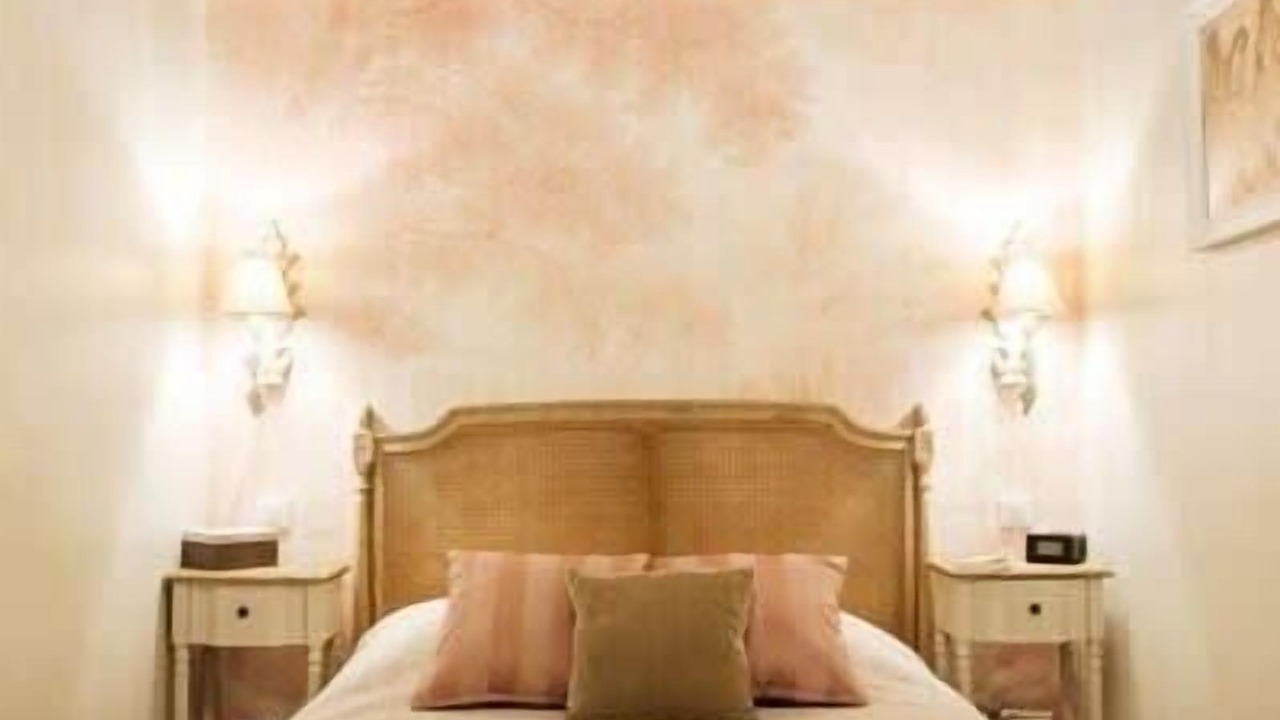 Photo of Bedroom in Saint-Merri