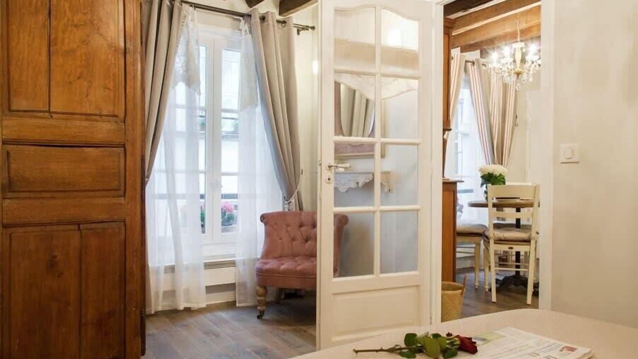 Photo of Bedroom in Saint-Merri