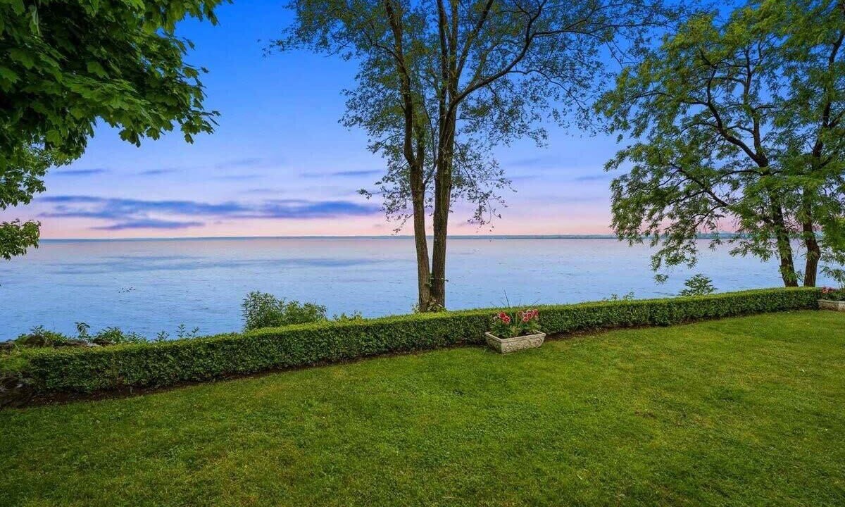 Photo of Outdoor in Burlington