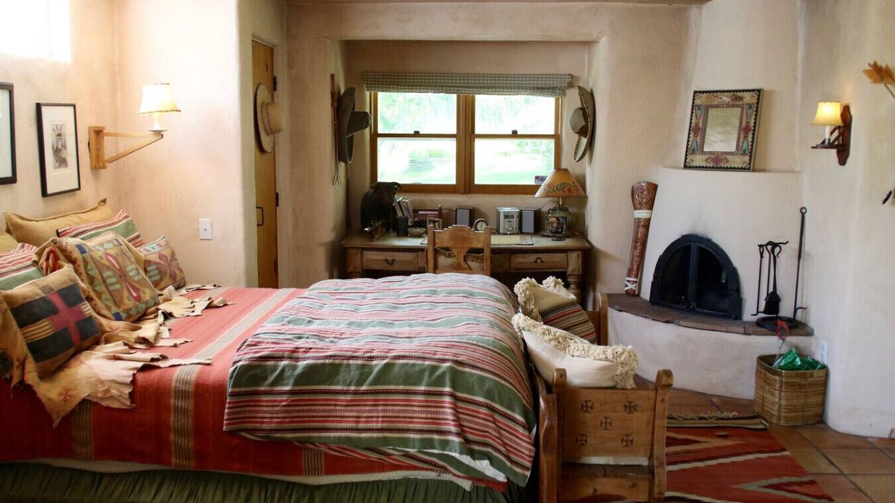 Photo of Bedroom in Tesuque