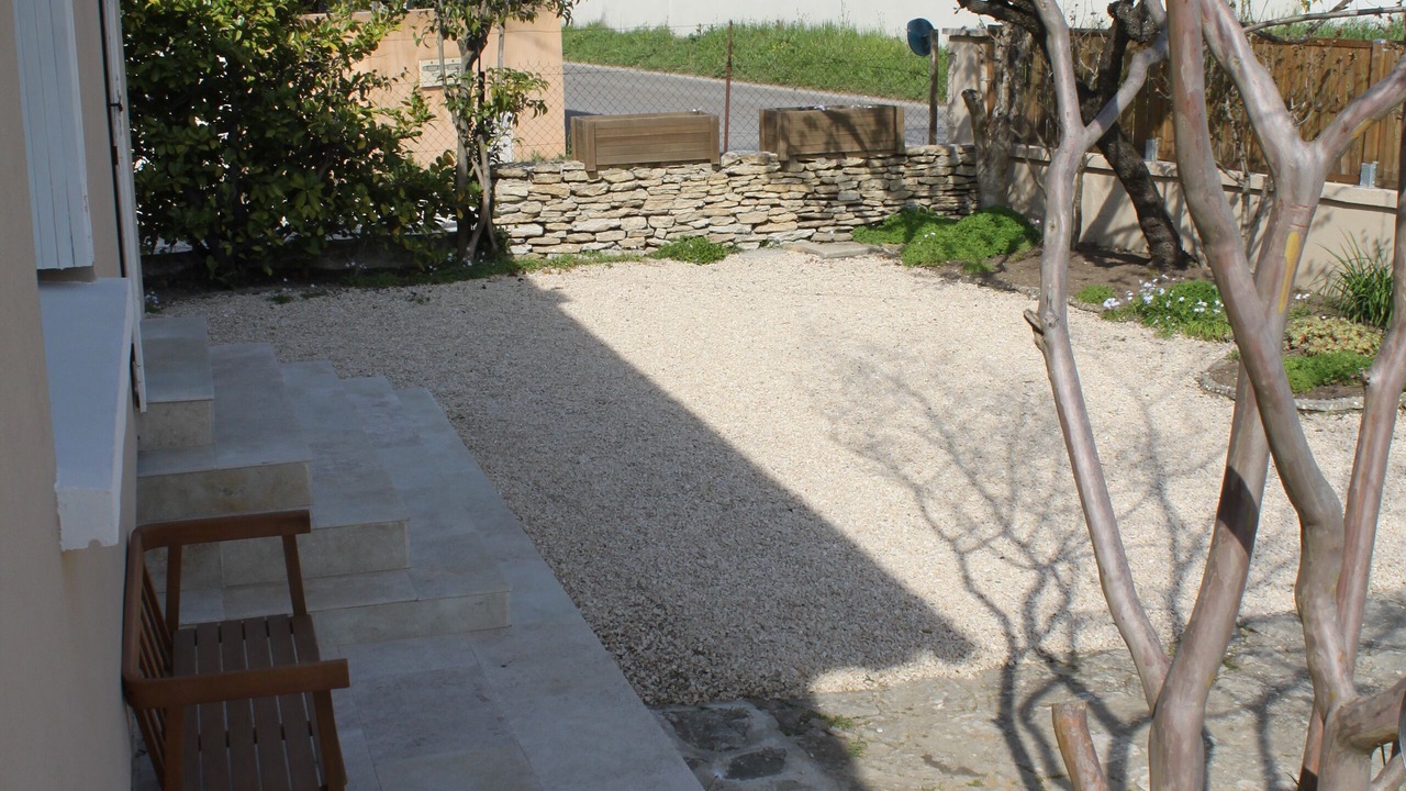 Photo of Patio Balcony in Saint-Quentin-la-Poterie