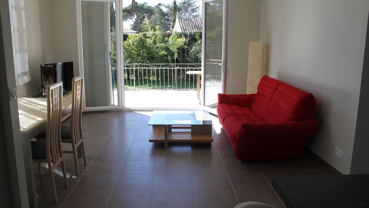 Photo of Livingroom in Saint-Quentin-la-Poterie