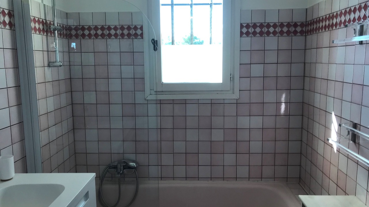 Photo of Bathroom in Les Baraques