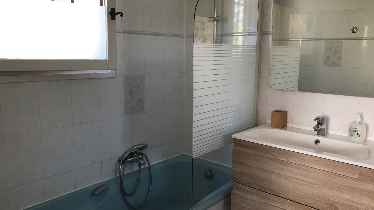 Photo of Bathroom in Les Baraques