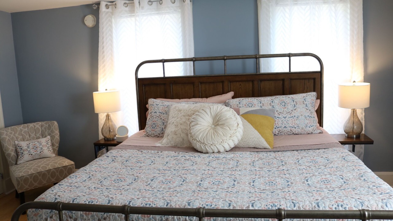 Photo of Bedroom in Back Cove