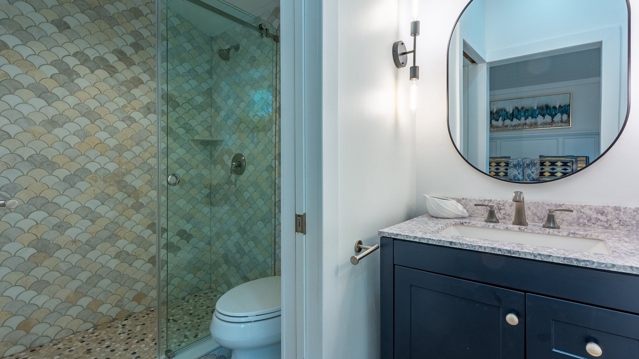 Photo of Bathroom in Bay Esplanade