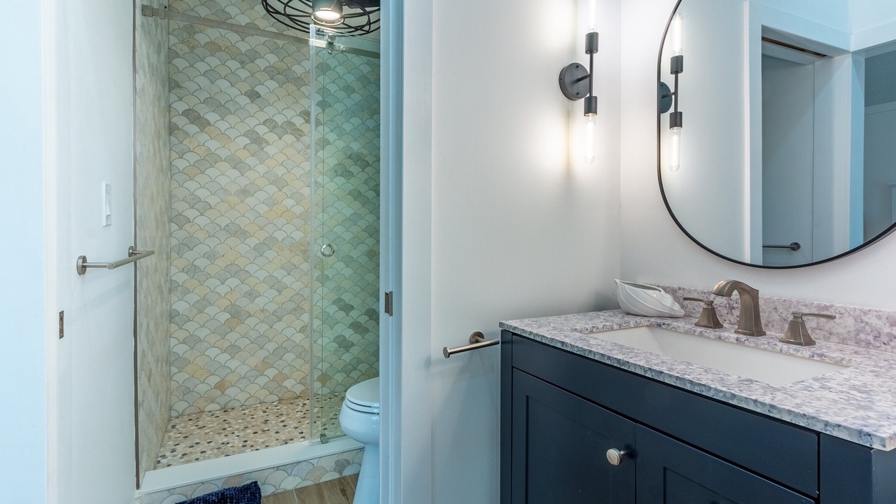 Photo of Bathroom in Bay Esplanade