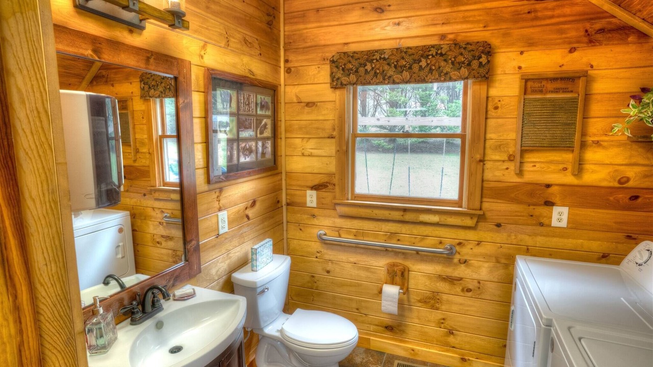 Photo of Bathroom in Sautee Nacoochee