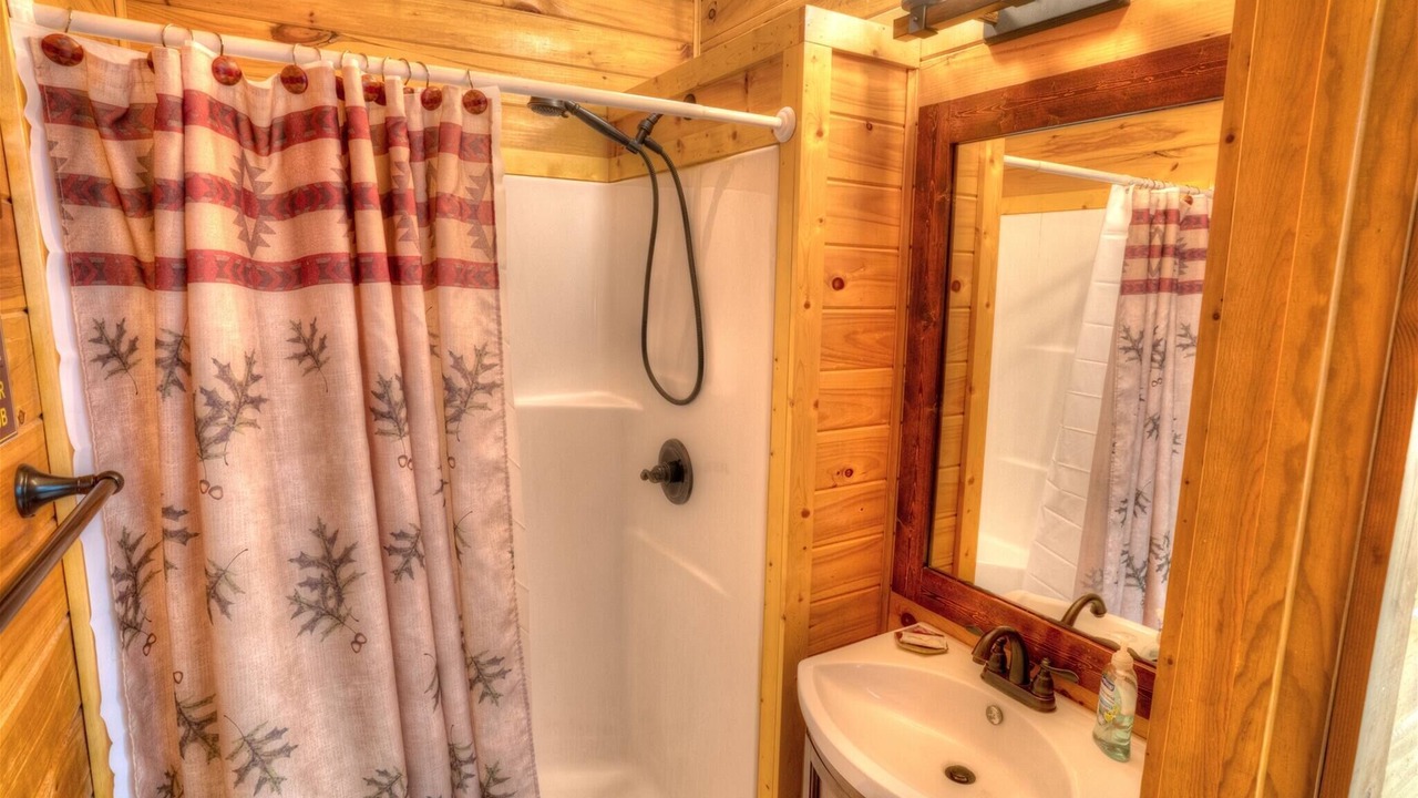 Photo of Bathroom in Sautee Nacoochee