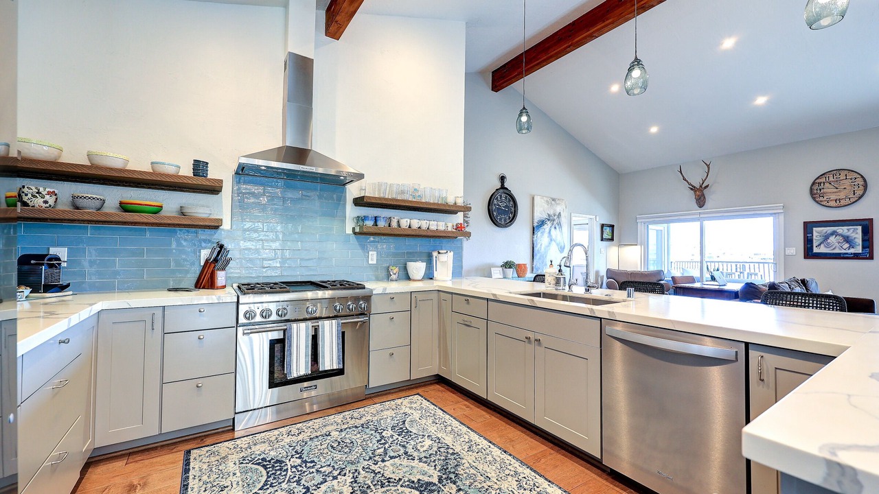 Photo of Kitchen in Discovery Bay