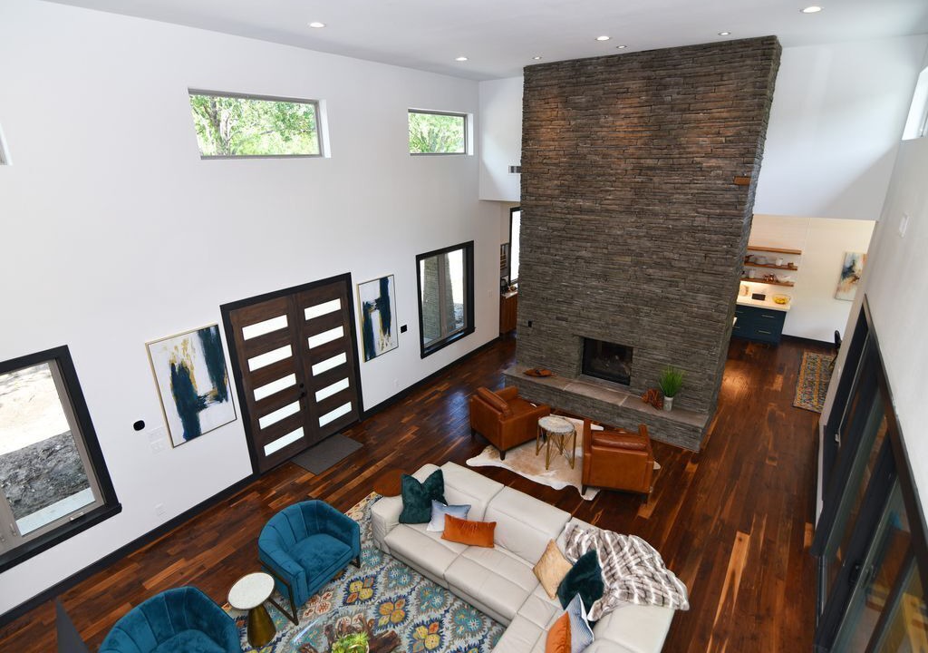 Photo of Livingroom in Quinlan